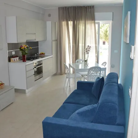 בית נופש Luxurious Holiday In With Pool *